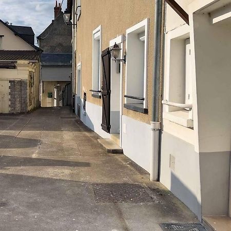 Maison Semi-Troglodyte Avec 4 Velos Rochecorbon Dış mekan fotoğraf