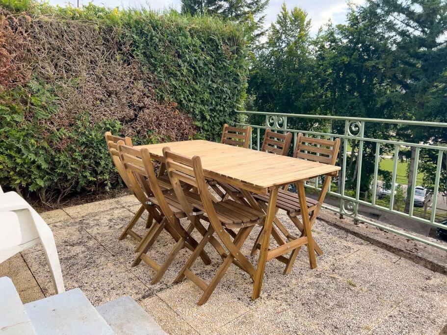 Maison Semi-Troglodyte Avec 4 Velos Rochecorbon Dış mekan fotoğraf